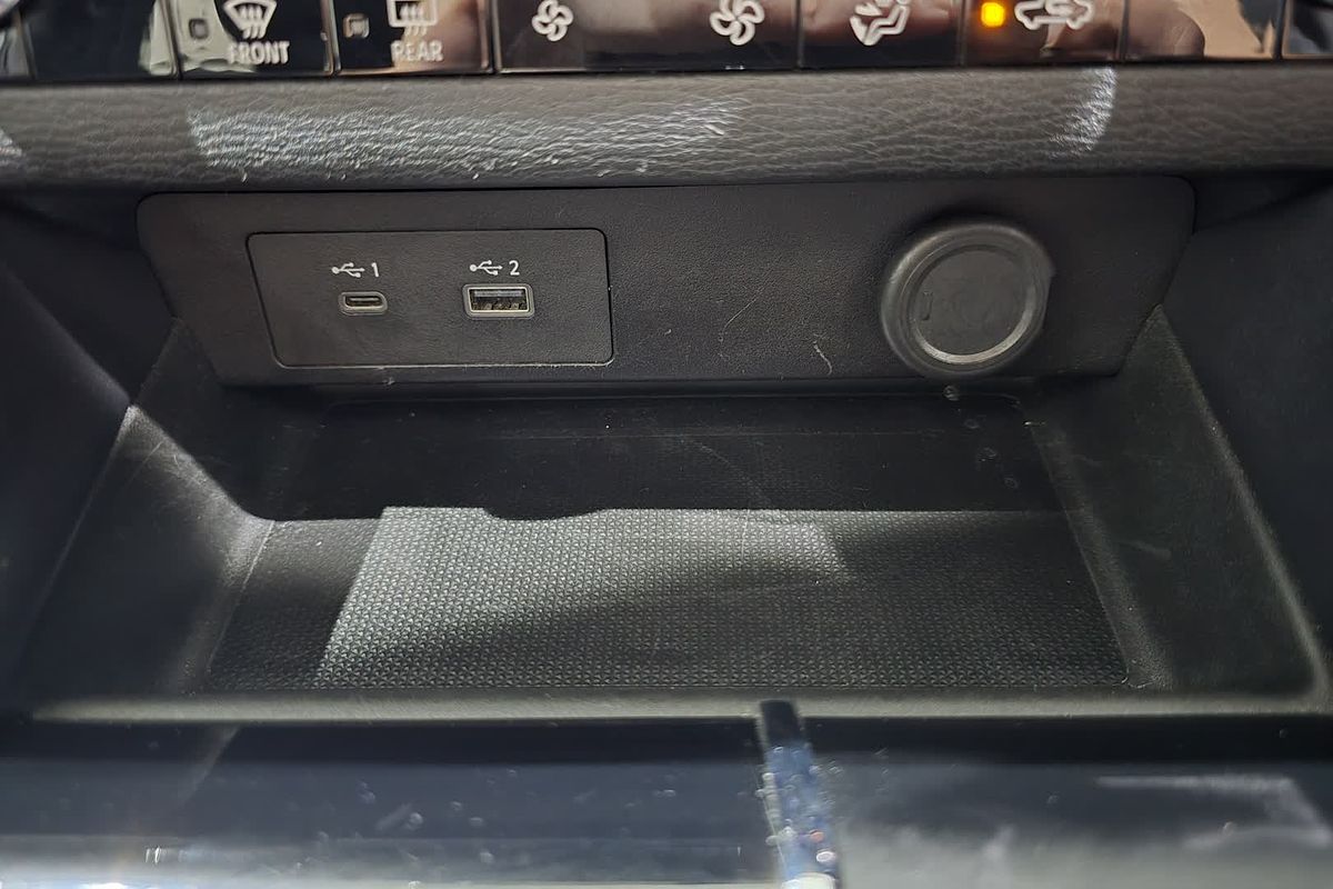 2023 Mitsubishi Outlander ES ZM