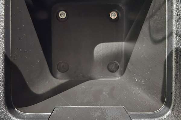 2023 Mitsubishi Outlander ES ZM