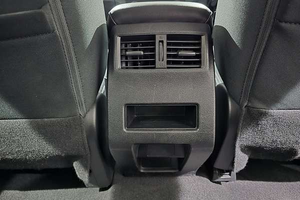 2023 Mitsubishi Outlander ES ZM