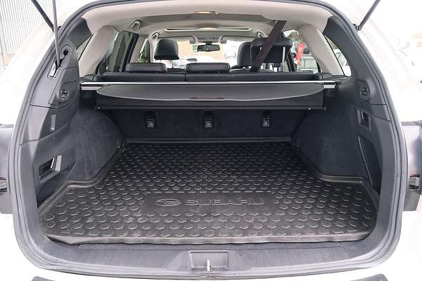 2019 Subaru Outback 2.5i Premium 5GEN