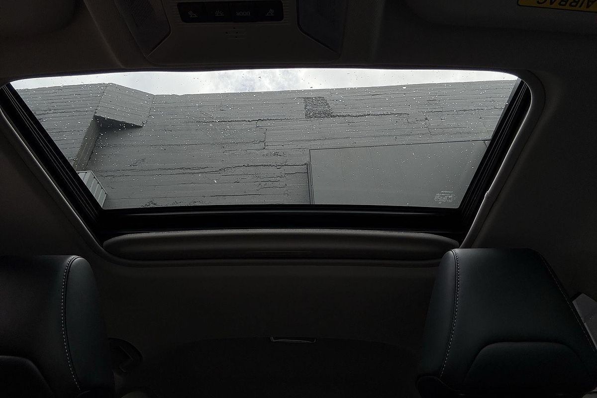 2019 Toyota RAV4 Cruiser AXAH52R