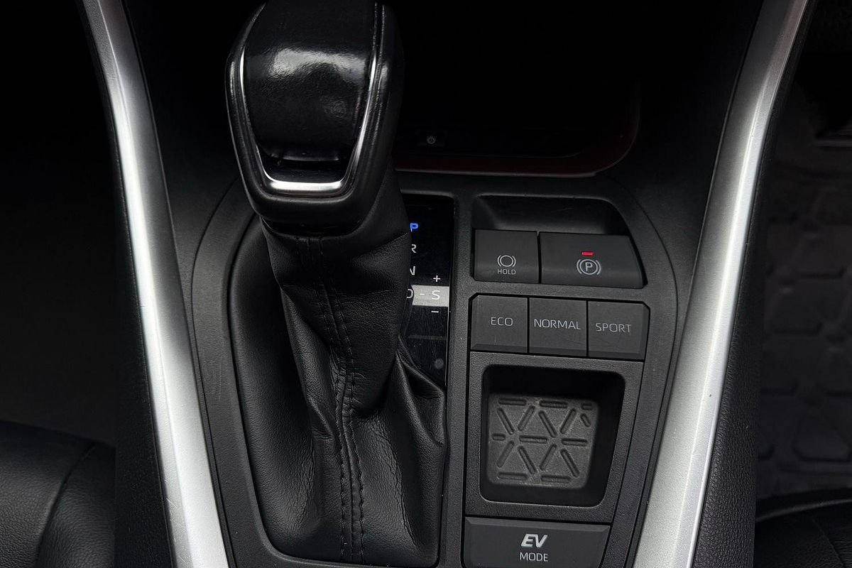 2019 Toyota RAV4 Cruiser AXAH52R