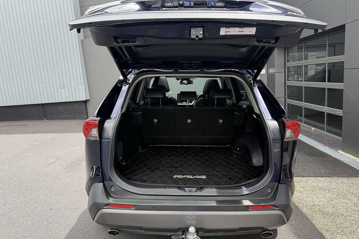 2019 Toyota RAV4 Cruiser AXAH52R