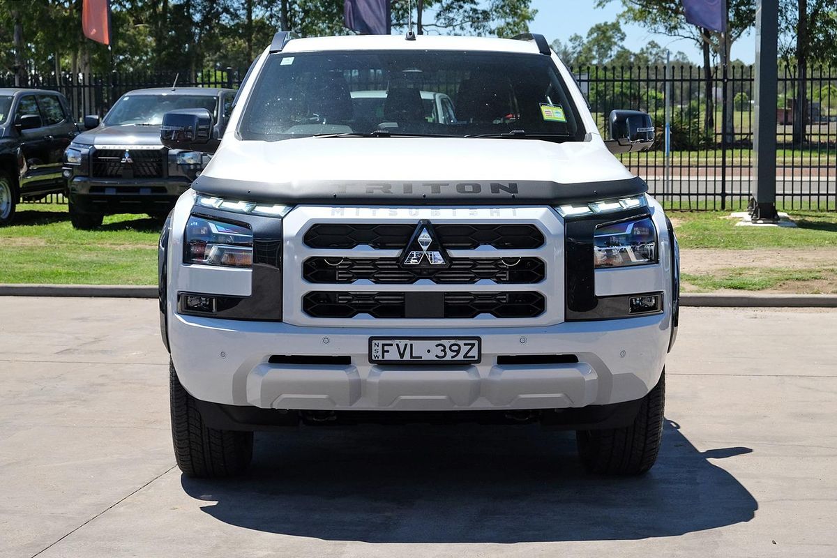 2025 Mitsubishi Triton GSR MV 4X4