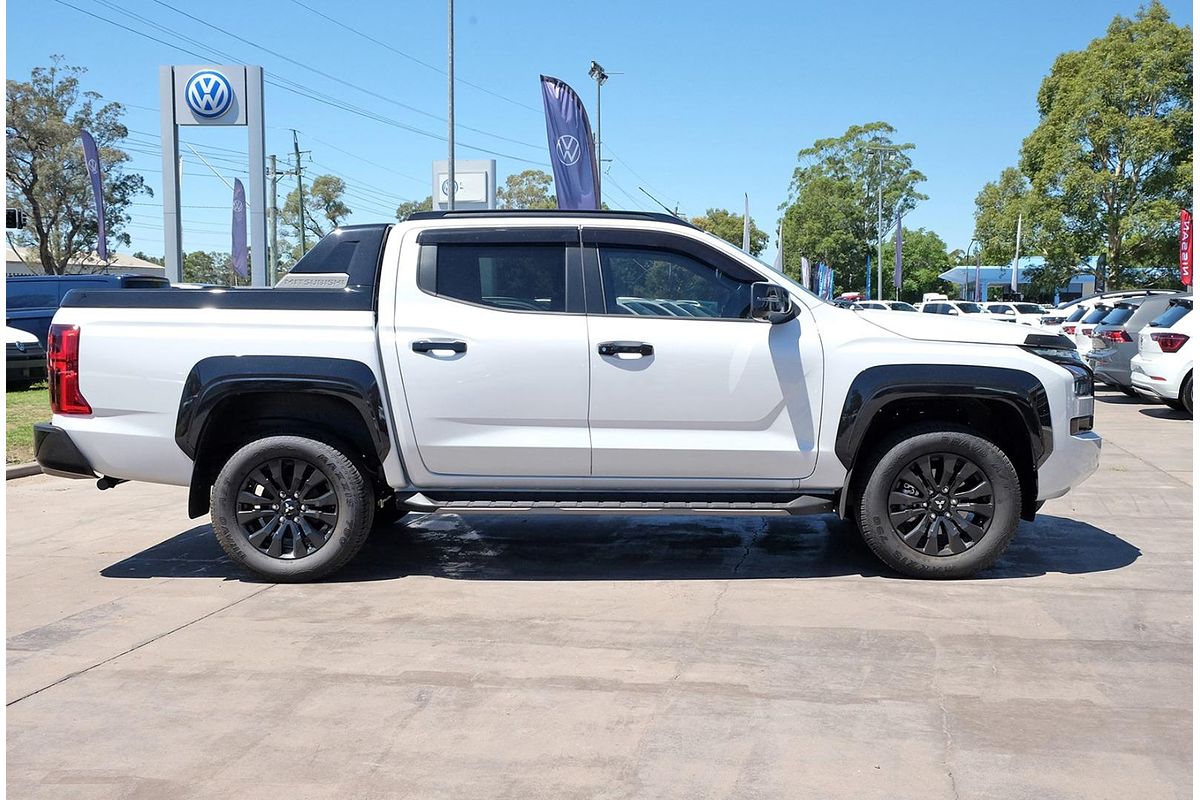 2025 Mitsubishi Triton GSR MV 4X4