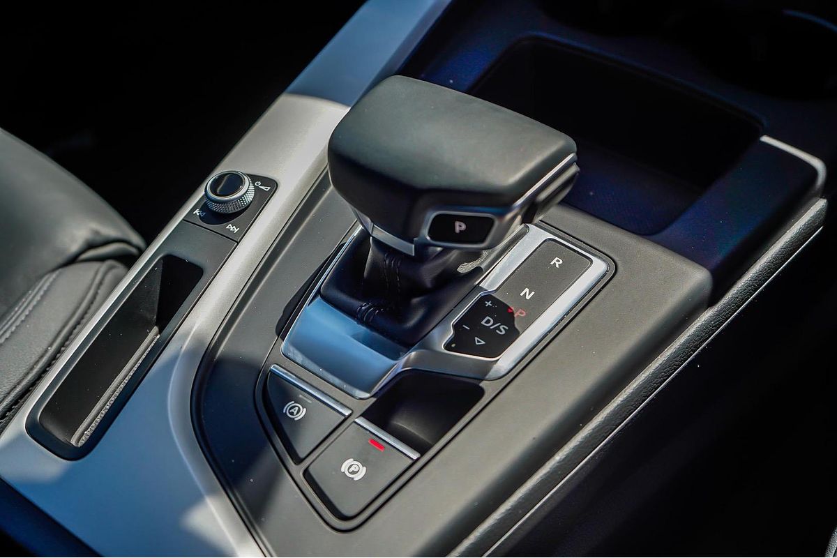 2021 Audi A4 35 TFSI S LINE MHEV 8W MY21