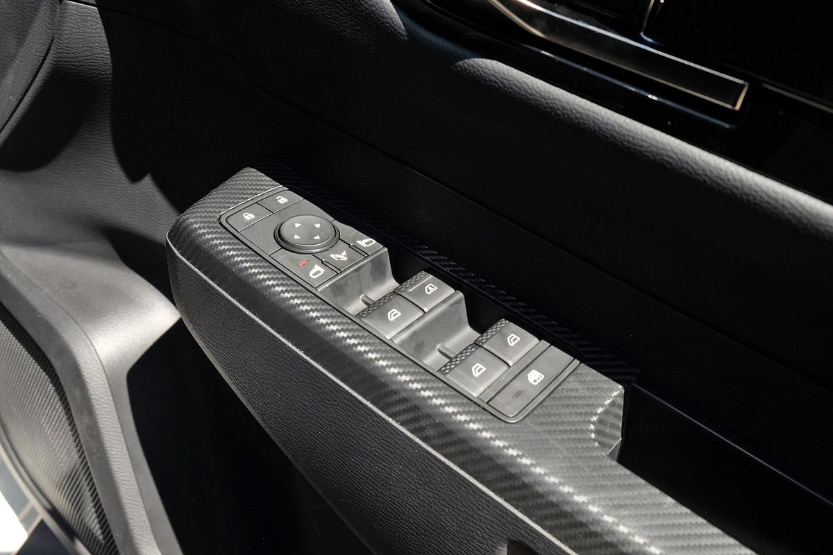 2025 Mitsubishi Triton GSR MV 4X4