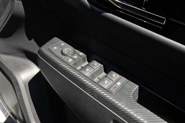 2025 Mitsubishi Triton GSR MV 4X4