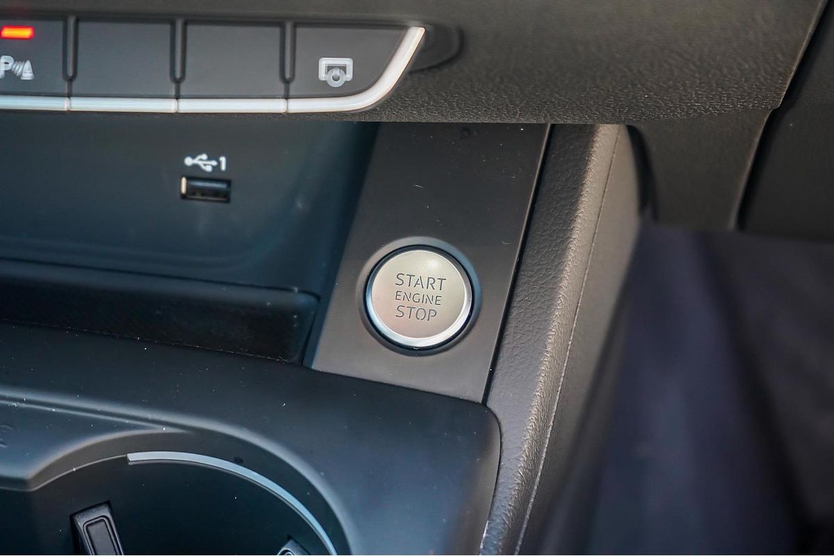 2021 Audi A4 35 TFSI S LINE MHEV 8W MY21