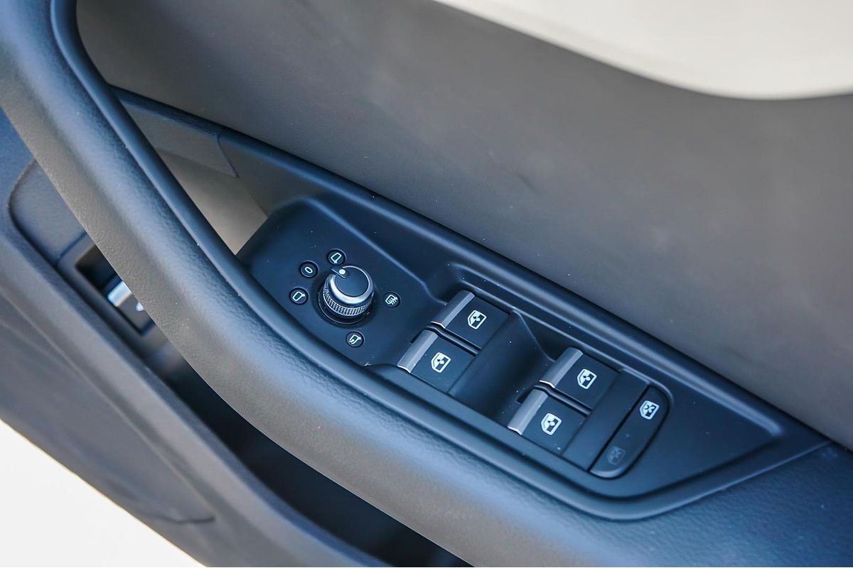 2021 Audi A4 35 TFSI S LINE MHEV 8W MY21