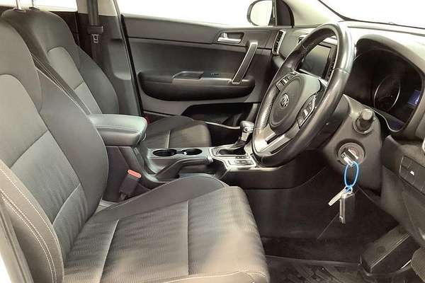 2020 Kia Sportage S QL