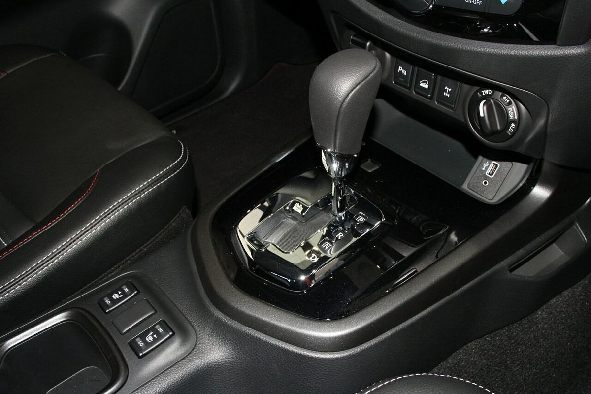 2024 Nissan Navara PRO-4X Warrior D23 4X4