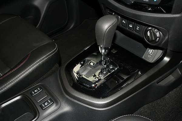 2024 Nissan Navara PRO-4X Warrior D23 4X4