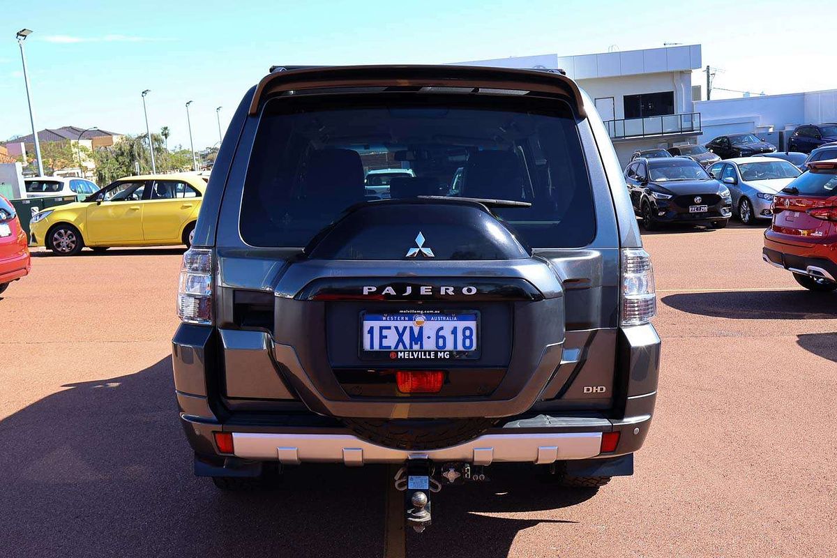 2015 Mitsubishi Pajero GLS NX
