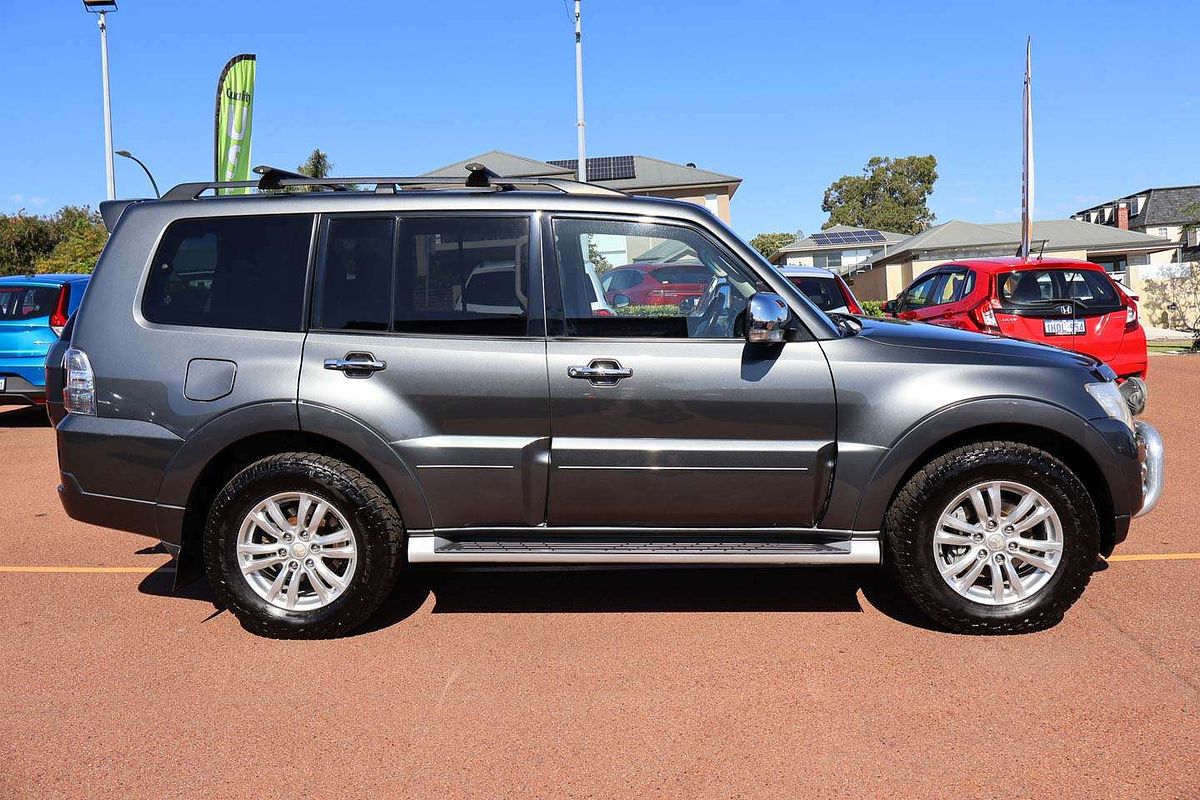 2015 Mitsubishi Pajero GLS NX