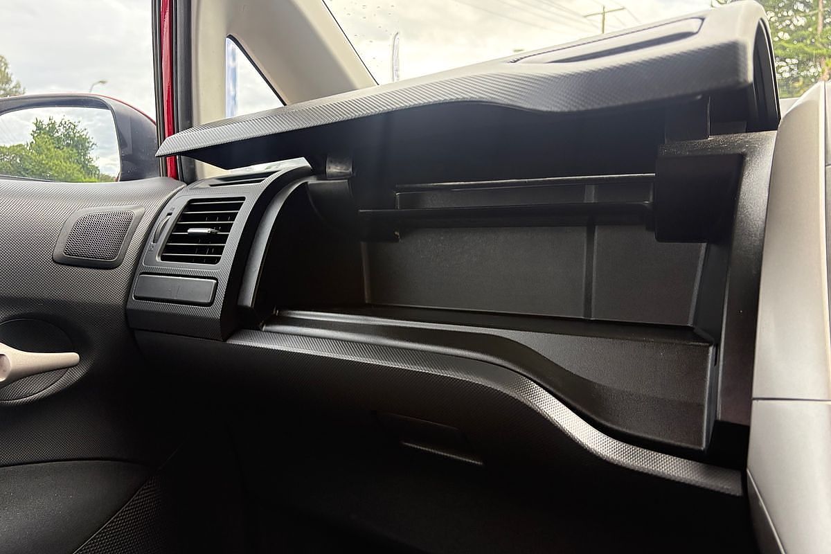 2008 Toyota Corolla Conquest ZRE152R