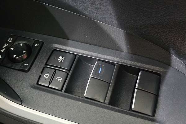 2020 Toyota RAV4 Cruiser AXAH52R