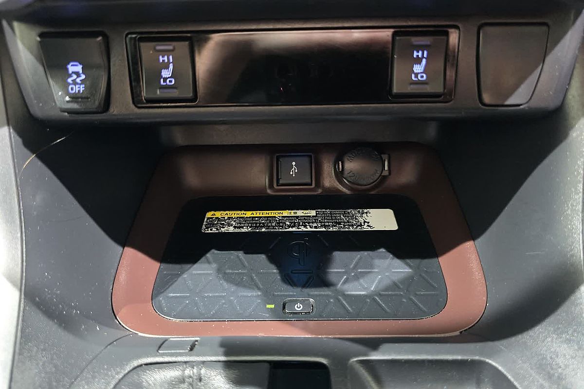 2020 Toyota RAV4 Cruiser AXAH52R