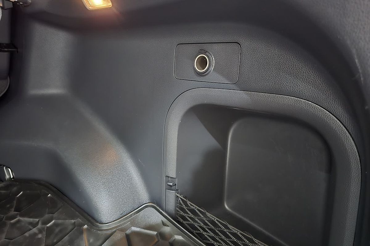 2020 Toyota RAV4 Cruiser AXAH52R