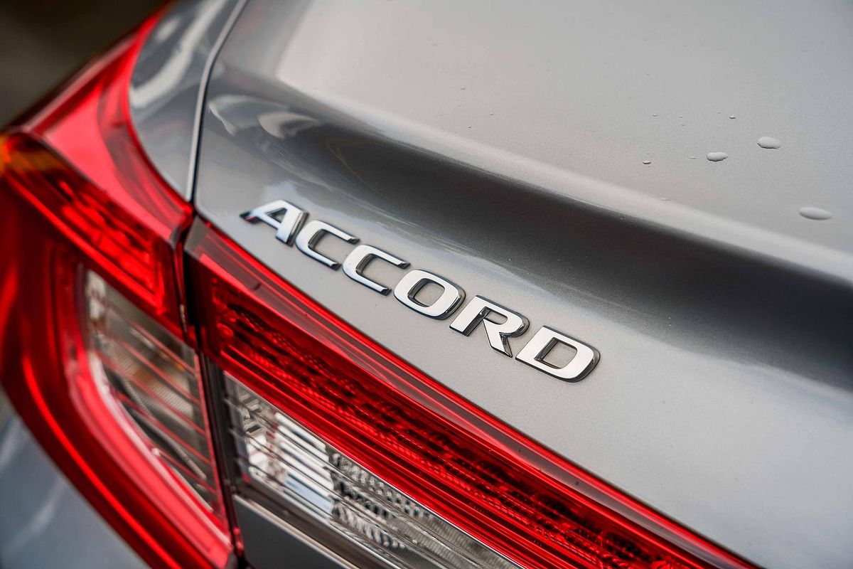 2023 Honda Accord VTi-LX 10th Gen