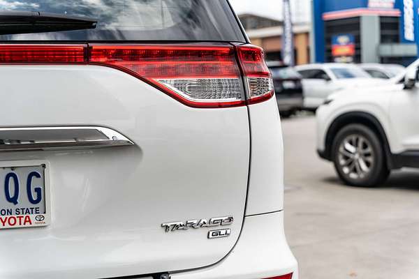 2013 Toyota Tarago GLi ACR50R