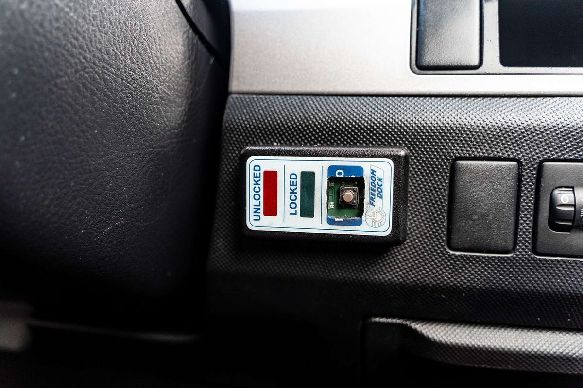 2013 Toyota Tarago GLi ACR50R