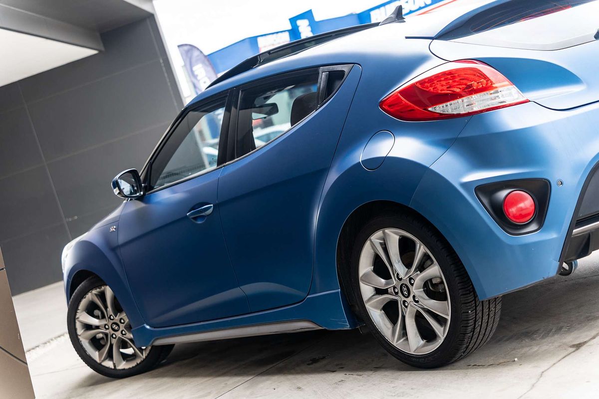 2015 Hyundai Veloster SR Turbo FS4 Series II