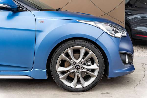 2015 Hyundai Veloster SR Turbo FS4 Series II