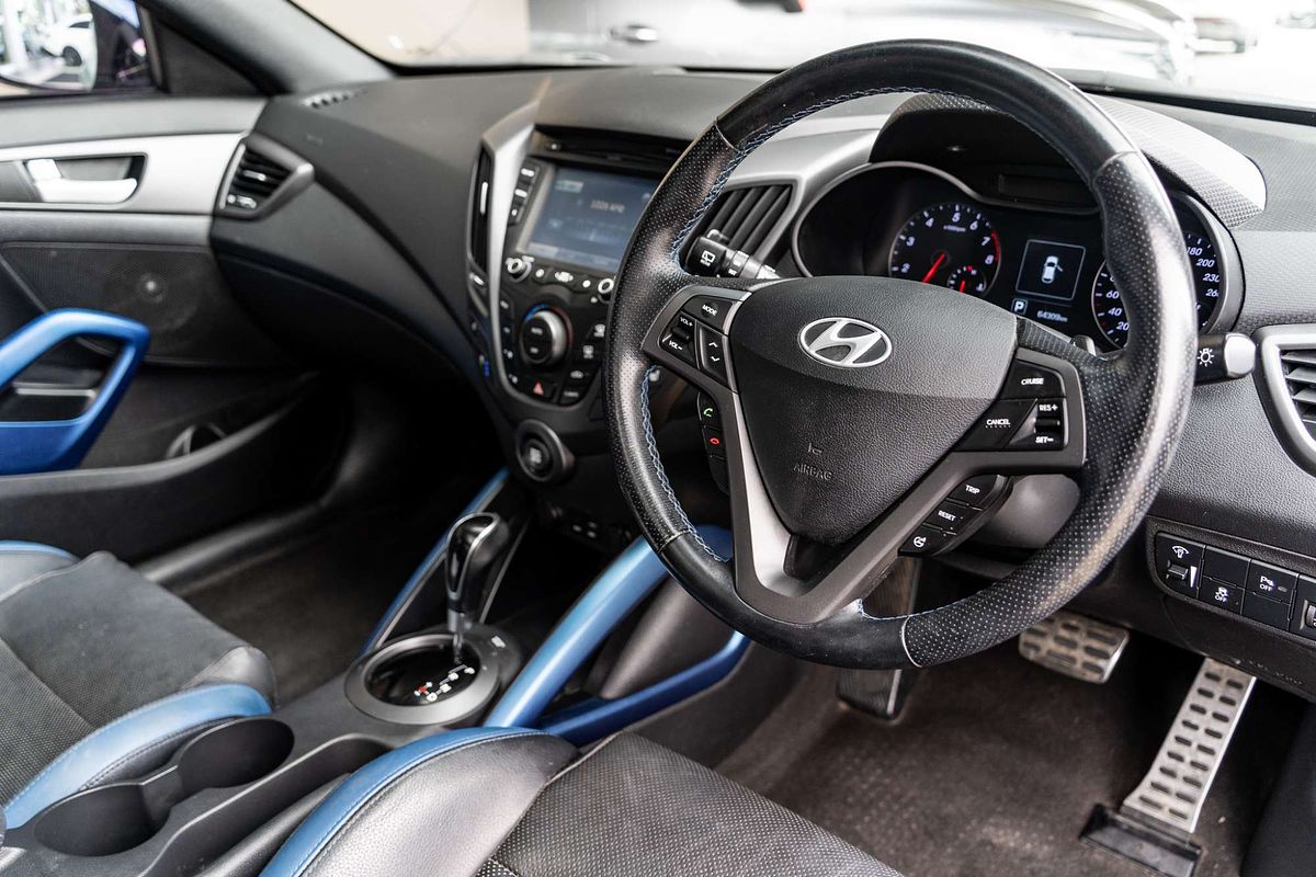 2015 Hyundai Veloster SR Turbo FS4 Series II