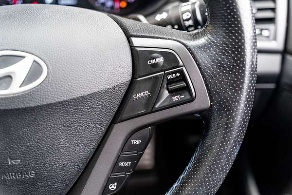 2015 Hyundai Veloster SR Turbo FS4 Series II