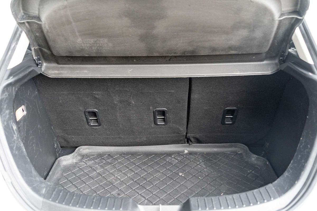 2015 Mazda 2 Maxx DJ Series