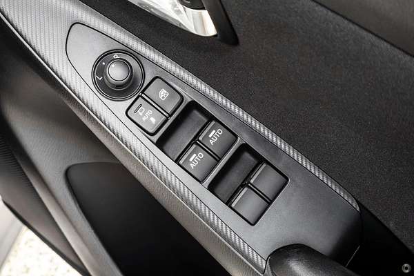 2025 Mazda 2 G15 Evolve DJ Series