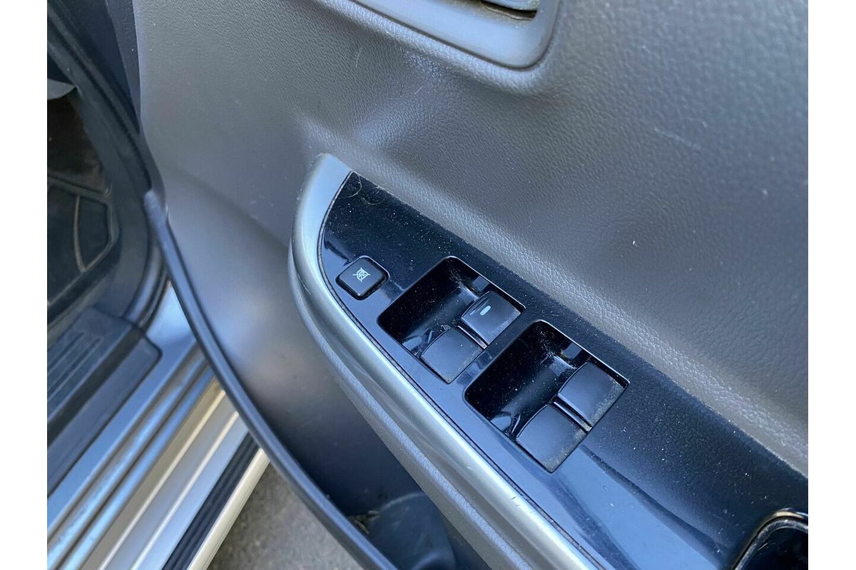 2017 Mitsubishi Triton Exceed MQ 4X4