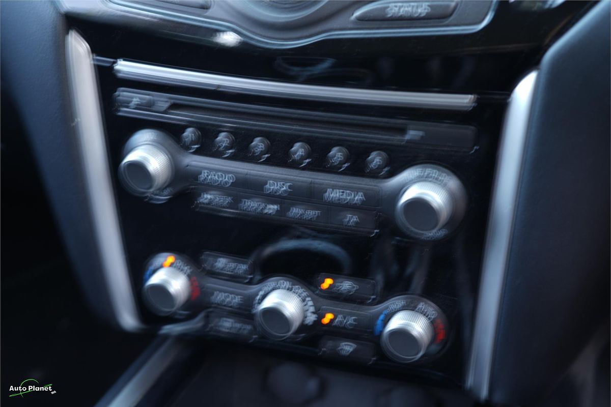 2018 Nissan Pathfinder ST R52 Series III