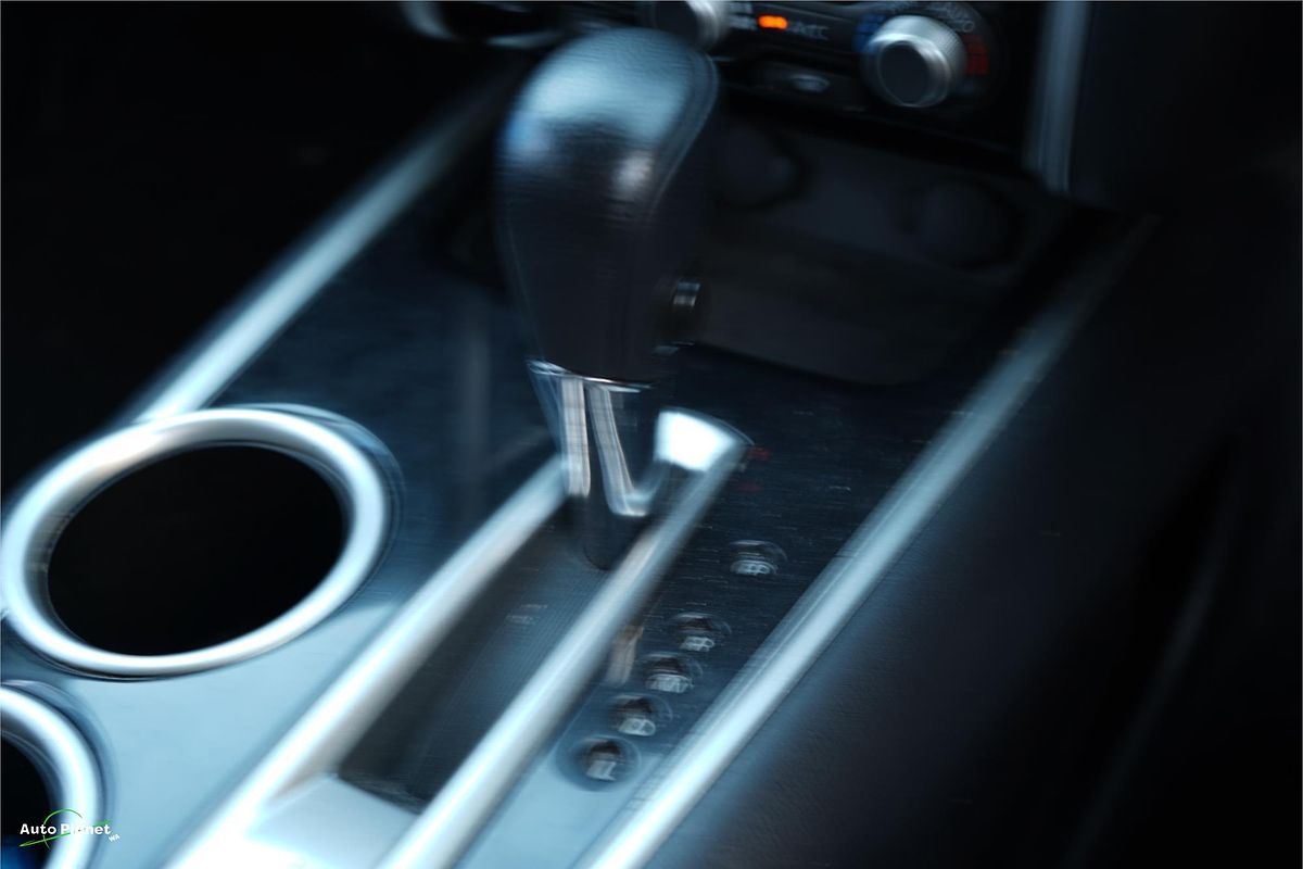 2018 Nissan Pathfinder ST R52 Series III