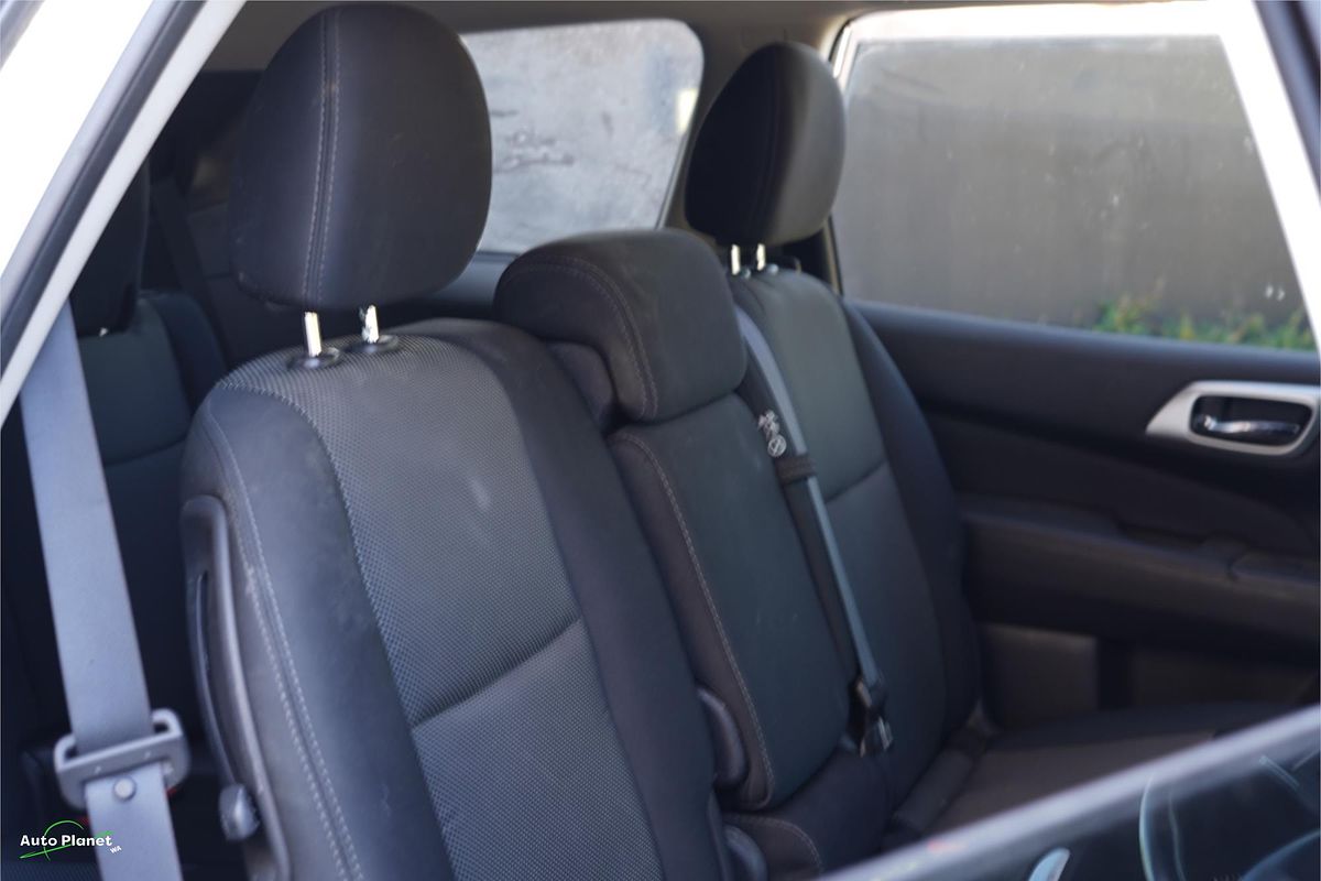 2018 Nissan Pathfinder ST R52 Series III