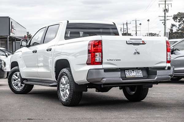 2025 Mitsubishi Triton GLX+ MV 4X4