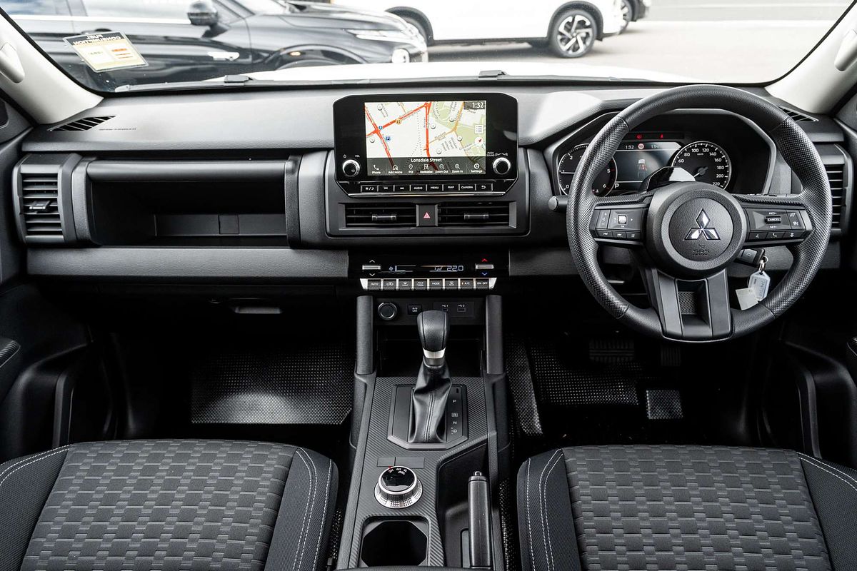 2025 Mitsubishi Triton GLX+ MV 4X4