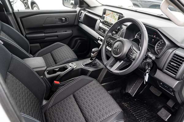 2025 Mitsubishi Triton GLX+ MV 4X4