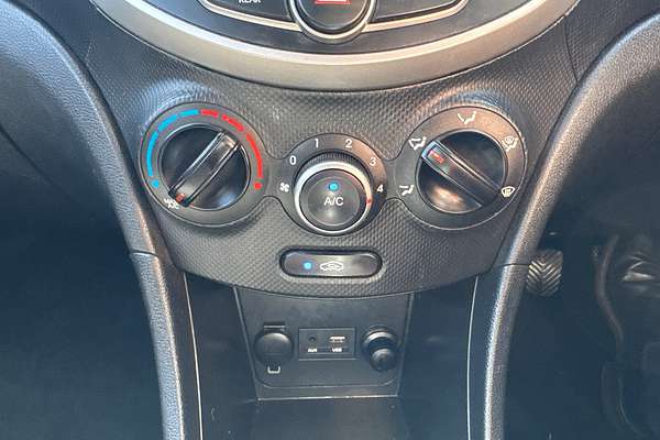 2018 Hyundai Accent Sport RB6