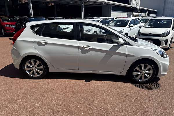 2018 Hyundai Accent Sport RB6