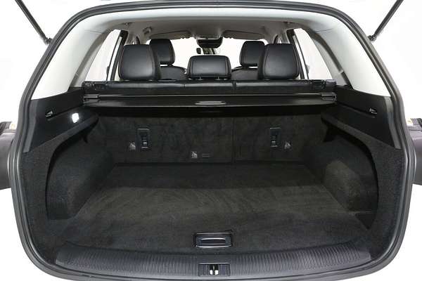 2024 MG HS Vibe SAS23