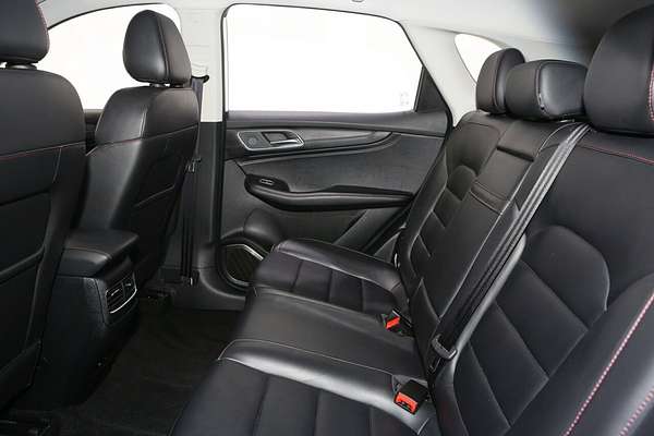 2024 MG HS Vibe SAS23