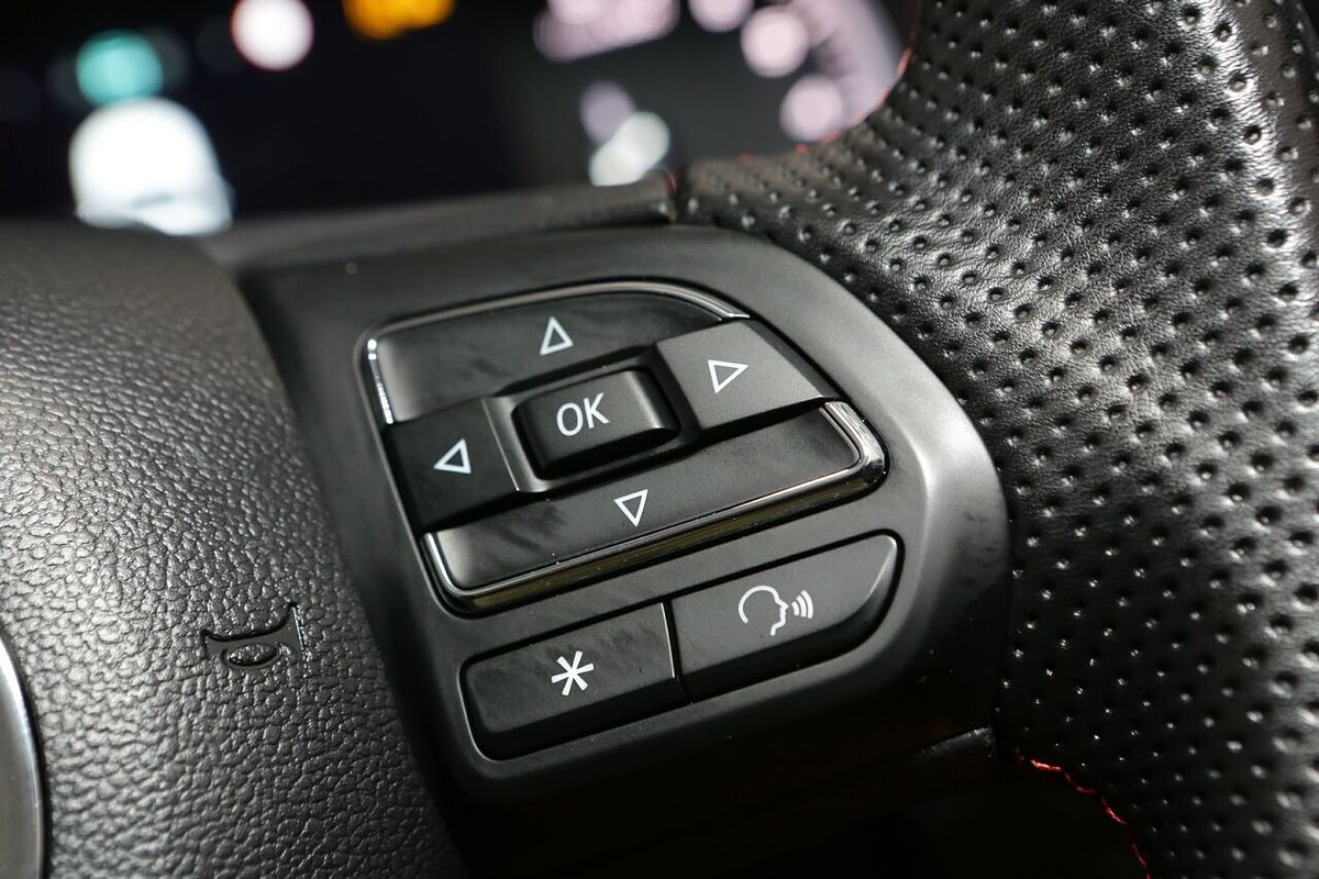 2024 MG HS Vibe SAS23