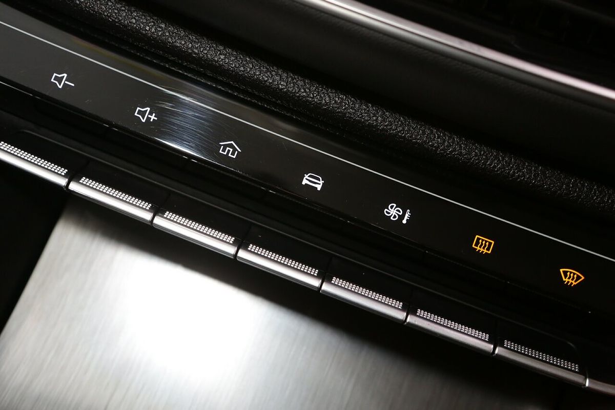 2024 MG HS Vibe SAS23