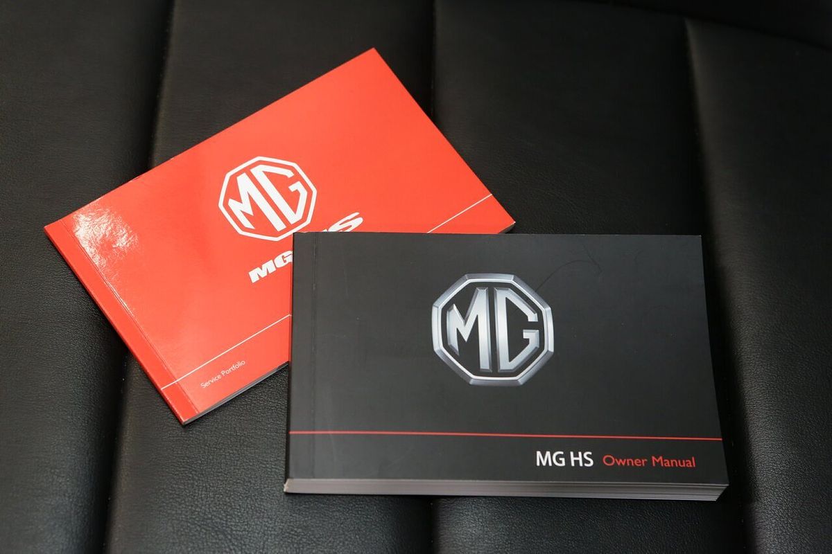 2024 MG HS Vibe SAS23