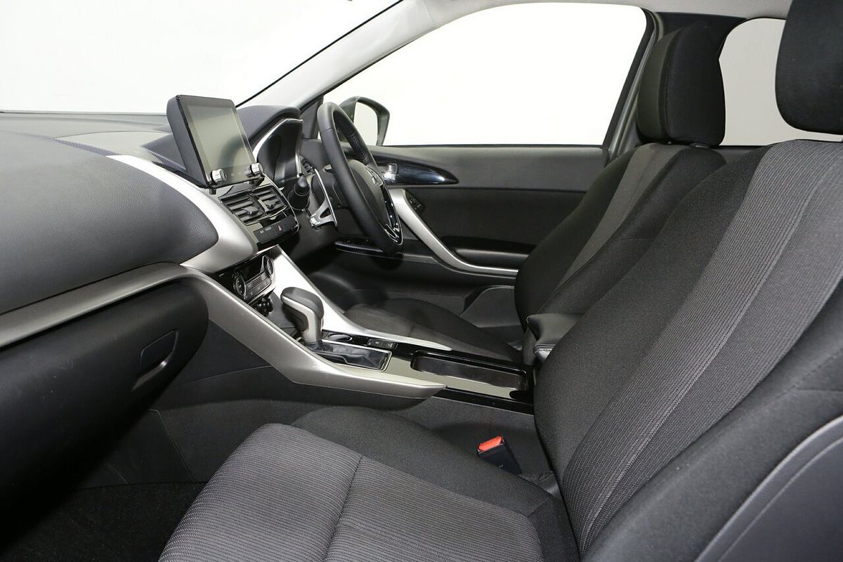 2024 Mitsubishi Eclipse Cross LS YB