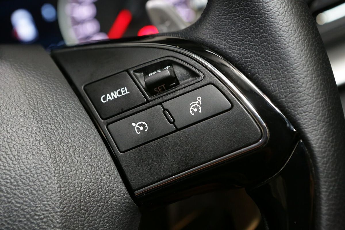 2024 Mitsubishi Eclipse Cross LS YB