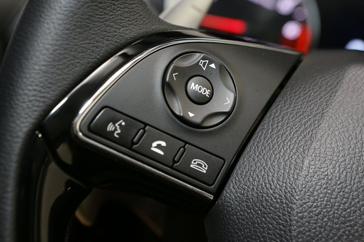 2024 Mitsubishi Eclipse Cross LS YB