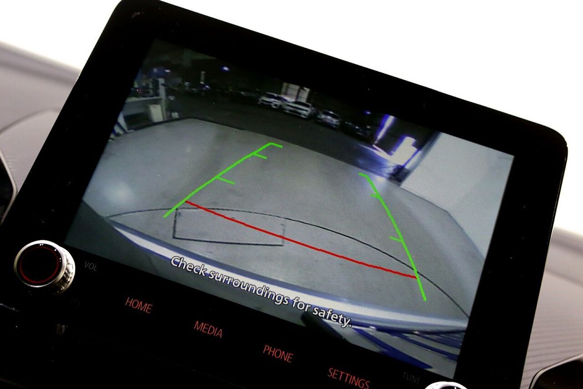 2024 Mitsubishi Eclipse Cross LS YB